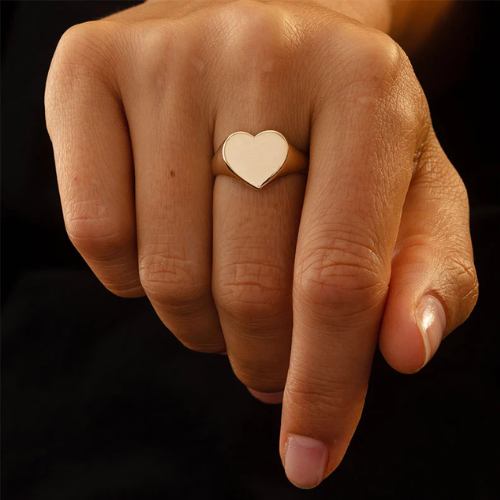 HEART SIGNET RING